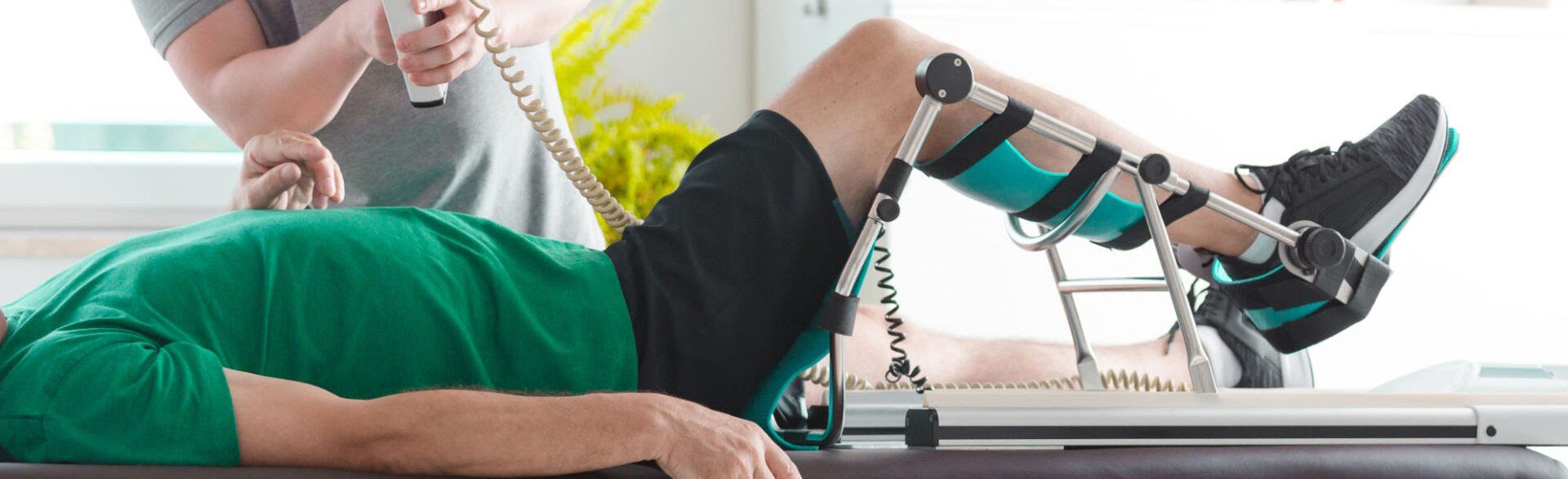 Szyny CPM do rehabilitacji kolana